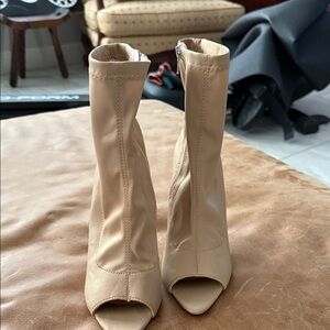 Elegant Tan Peep-Toe Ankle Boots